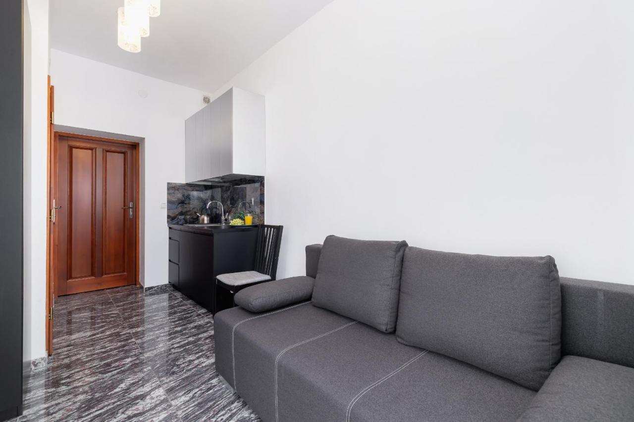 Apartments On Krupowki Street With Mountain View By Noclegi Renters Zakopane Exterior foto